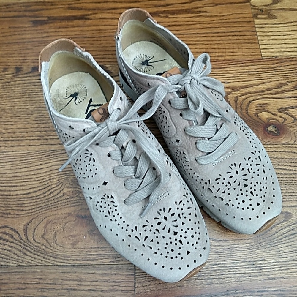 OTBT Khora Sneaker